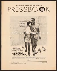 1f654 WARM DECEMBER pressbook '73 full-length Sidney Poitier with his arm around Ester Anderson!