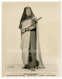 1m275 CEDRIC HARDWICKE 8x10.25 still '56 full-length in costume as Sethi from The Ten Commandments!