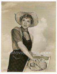 1m291 CLAIRE TREVOR 7.25x9.25 still '56 close up doing laundry with washboard from The Mountain!
