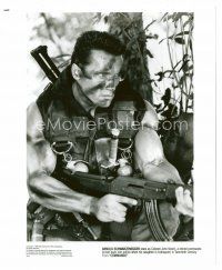 1m304 COMMANDO 8x10 still '85 Arnold Schwarzenegger is going to make someone pay!