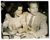 1m521 JANE RUSSELL 7.5x9.5 Finnish news photo '40s with husband football player Bob Waterford!