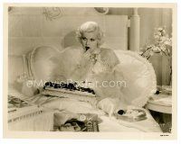 1m532 JEAN HARLOW 8x10 still '33 eating chocolates in elaborate bed from Dinner at Eight!