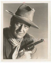 1m543 JOHN WAYNE 8.25x10 still '59 great cowboy close up with gun & hat from Rio Bravo!