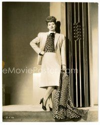 1m586 LUCILLE BALL 7.25x9 Danish news photo '40s in leopardskin vest holding matching coat!
