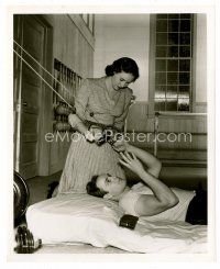 1m619 MEN 8x10 still '50 pretty Teresa Wright helps young Marlon Brando working out in gym!