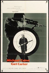 1w347 GET CARTER 1sh '71 great image of Michael Caine holding shotgun in assassin's scope!