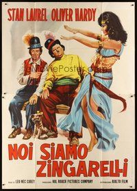 1z390 BOHEMIAN GIRL Italian 2p R66 different art of Stan Laurel & Oliver Hardy as gypsies!
