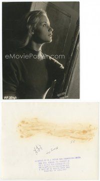 2a424 MARY URE English 7.5x9.25 still '56 close up of the beautiful blonde from Where Eagles Dare!