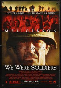 2b247 WE WERE SOLDIERS advance DS 1sh '02 close-up of Vietnam soldier Mel Gibson!
