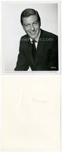 2k257 DICK VAN DYKE 8x10 still '65 great waist-high smiling portrait wearing suit & tie!