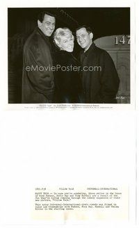 2k597 PILLOW TALK 8x10 still '59 Doris Day between Rock Hudson & Tony Randall, all smiling!