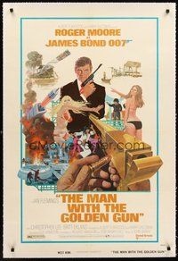 2s462 MAN WITH THE GOLDEN GUN linen 1sh '74 art of Roger Moore as James Bond by Robert McGinnis!