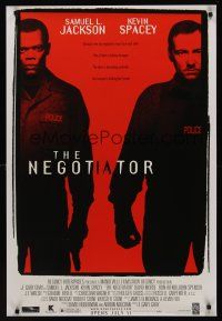 2y598 NEGOTIATOR advance DS 1sh '98 cool image of Samuel L. Jackson & Kevin Spacey!