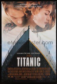 2y729 TITANIC DS 1sh '97 Leonardo DiCaprio, Kate Winslet, directed by James Cameron!
