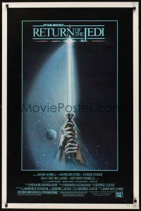 2z637 RETURN OF THE JEDI 1sh '83 George Lucas classic, great artwork of hands holding lightsaber!