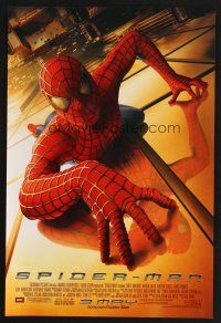 3c587 SPIDER-MAN advance mini poster '02 Tobey Maguire crawling up wall, Sam Raimi, Marvel Comics!