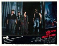 3h341 ESCAPE FROM NEW YORK LC #7 '81 Kurt Russell, Adrienne Barbeau, Stanton, Borgnine, Carpenter