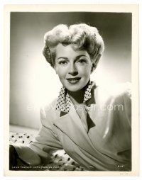 3k435 LANA TURNER 8x10.25 still '50s great head & shoulders close up of the beautiful actress!