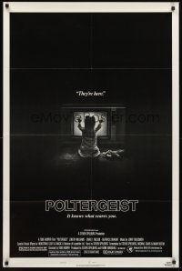 3s614 POLTERGEIST style B 1sh '82 Tobe Hooper, classic, they're here, Heather O'Rourke by TV!
