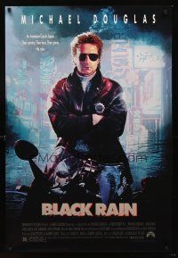 3y098 BLACK RAIN 1sh '89 Ridley Scott, Michael Douglas is an American cop in Japan!