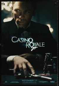 3y137 CASINO ROYALE teaser DS 1sh '06 Craig as James Bond sitting at poker table w/gun!