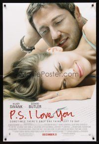 3y629 P.S. I LOVE YOU advance DS 1sh '07 romantic image of Hillary Swank & Gerard Butler!