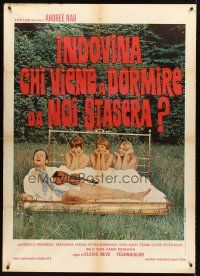 4a332 SWINGIN' PUSSYCATS Italian 1p '72 Ursula von Manescul, wacky sexy outdoor bed image!