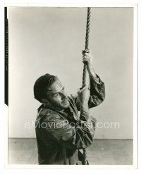 4h144 CHARLTON HESTON deluxe 8x10 still '59 close up climbing rope from The Wreck of the Mary Deare!