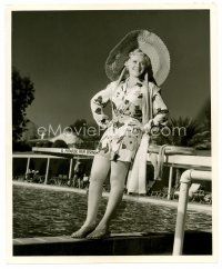 4h236 FRANCES SCULLY 8x10 radio still '30s NBC Hollywood fashion reporter by pool in Palm Springs!