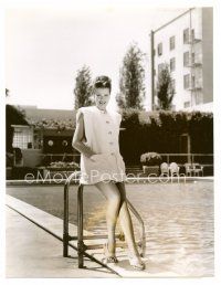 4h325 JANIS PAIGE 7.25x9.5 still '48 sexy full-length c/u in beach coat by pool from Wallflower!