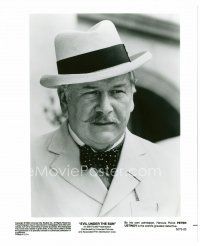 4h520 PETER USTINOV 8x10 still '82 close up in great costume from Evil Under the Sun!