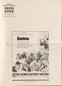 4j285 MISTER BUDDWING pressbook '66 amnesiac James Garner must figure out who he is in one day!