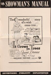 4p338 IT GROWS ON TREES pressbook '52 Irene Dunne & Dean Jagger have a tree that makes cash!
