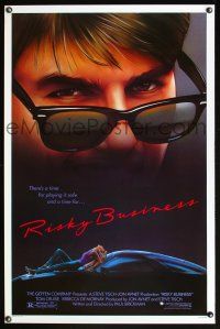 4t354 RISKY BUSINESS 1sh '83 classic close up artwork image of Tom Cruise in cool shades!