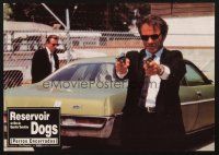 5g674 RESERVOIR DOGS Spanish LC '92 Quentin Tarantino, best image of Harvey Keitel with two guns!