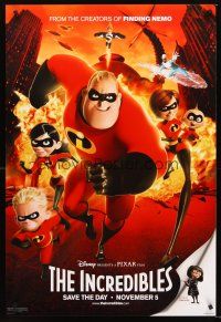 5k348 INCREDIBLES family style teaser DS 1sh '04 Disney/Pixar animated superhero family!