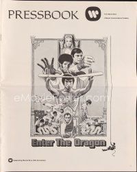 5s367 ENTER THE DRAGON pressbook '73 Bruce Lee kung fu classic, cool comic strip supplement!