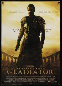 5t136 GLADIATOR German '00 Ridley Scott, cool image of Russell Crowe in the Coliseum!
