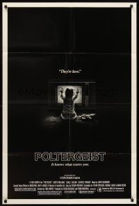 5y592 POLTERGEIST 1sh '82 Tobe Hooper, classic, they're here, Heather O'Rourke by TV!