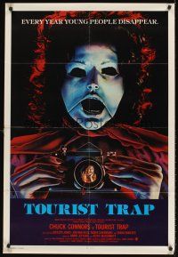5y699 TOURIST TRAP 1sh '79 Charles Band, wacky horror image of masked woman with camera!