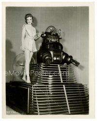 5z578 FORBIDDEN PLANET candid 8x10 still '56 full-length sexy Anne Francis & with Robby the Robot!