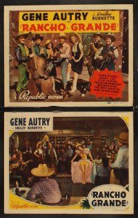 6g387 RANCHO GRANDE 8 LCs '40 Gene Autry & three pretty girls standing by roulette table!