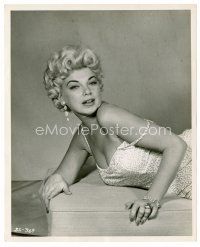 6r089 BARBARA NICHOLS 8x10 still '60s waist-high reclining image of the sexy blonde actress!