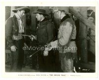 6r507 OREGON TRAIL 8x10 still '36 close up of bad guys holding their guns on John Wayne!