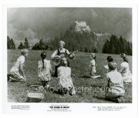 6r626 SOUND OF MUSIC 8x10 still '66 image of Julie Andrews w/guitar & kids singing on mountain!