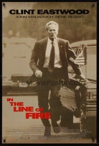 7c285 IN THE LINE OF FIRE DS 1sh '93 Clint Eastwood as Secret Service bodyguard!