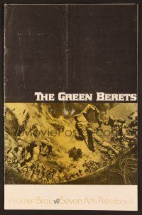 7d426 GREEN BERETS pressbook '68 John Wayne, David Janssen, Jim Hutton, cool Vietnam War art!