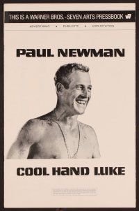 7d405 COOL HAND LUKE pressbook '67 Paul Newman prison escape classic, great images & content!