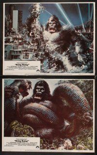7h367 KING KONG 8 LCs '76 sexy Jessica Lange, special effects scenes + 2 cool John Berkey art cards
