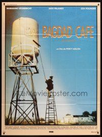 7k278 BAGDAD CAFE French 1p '88 Percy Adlon, wacky image of guy on ladder cleaning water tower!